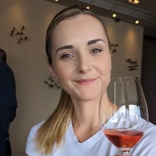 Lady of Crypto Calls