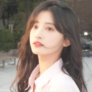 清纯少女 仪态万千